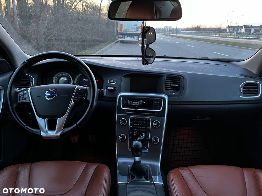 Volvo S60 D3 - 16