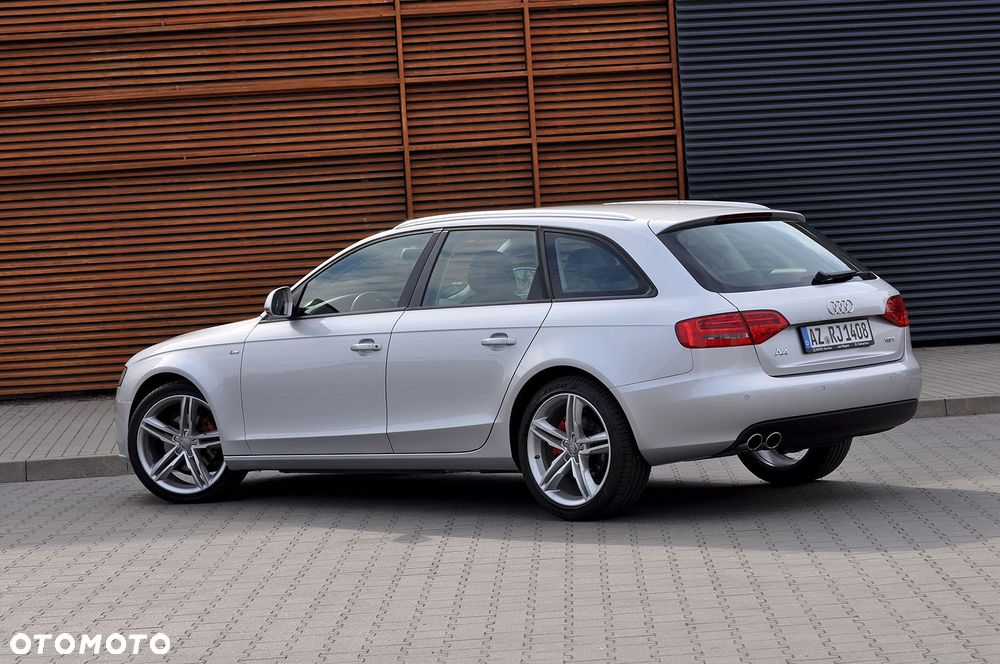 Audi A4 Avant 1.8 TFSI S line Sportpaket - 4