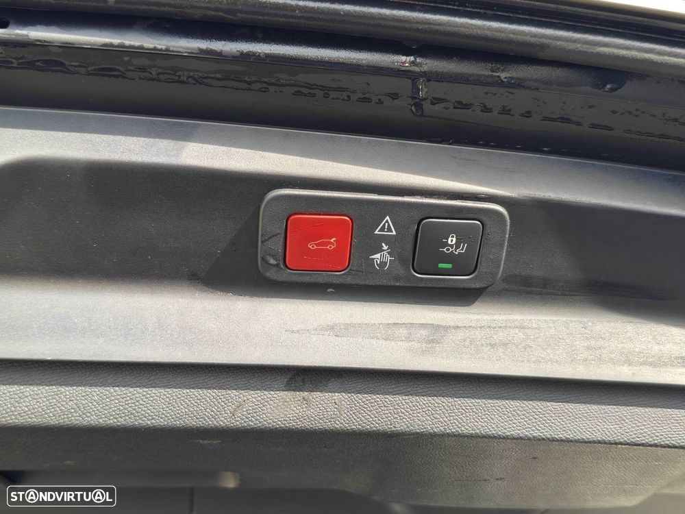 Peugeot 5008 1.5 BlueHDi GT EAT8 - 10