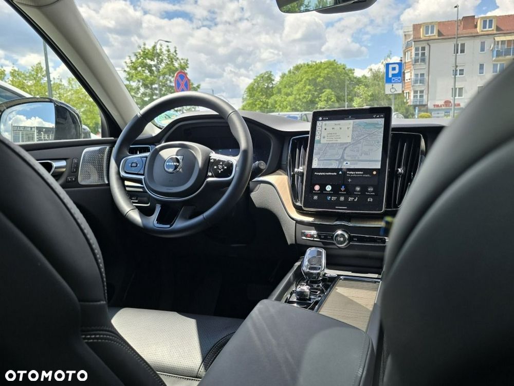 Volvo XC 60 B5 B AWD Ultra Dark - 15