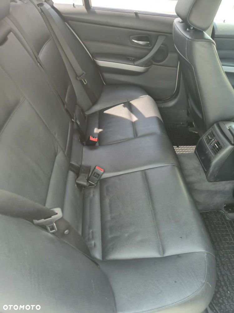 BMW Seria 3 - 10