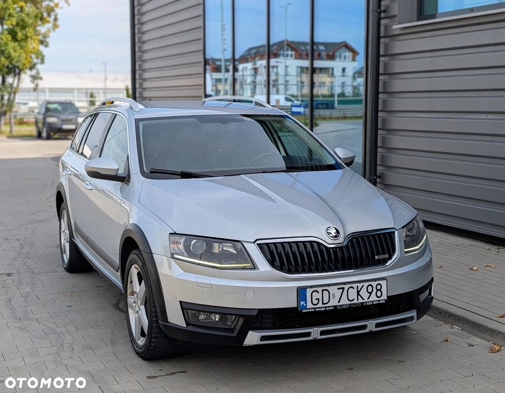 Skoda Octavia 1.8 TSI (Green tec) 4x4 DSG Scout - 10