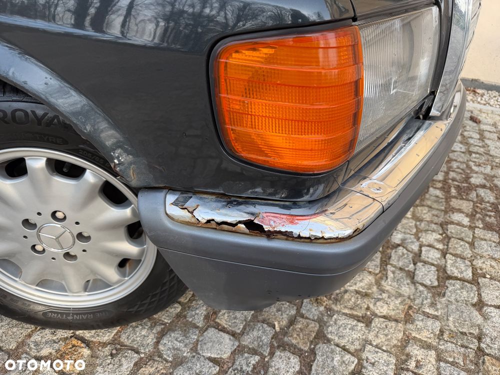 Mercedes-Benz 280 - 38