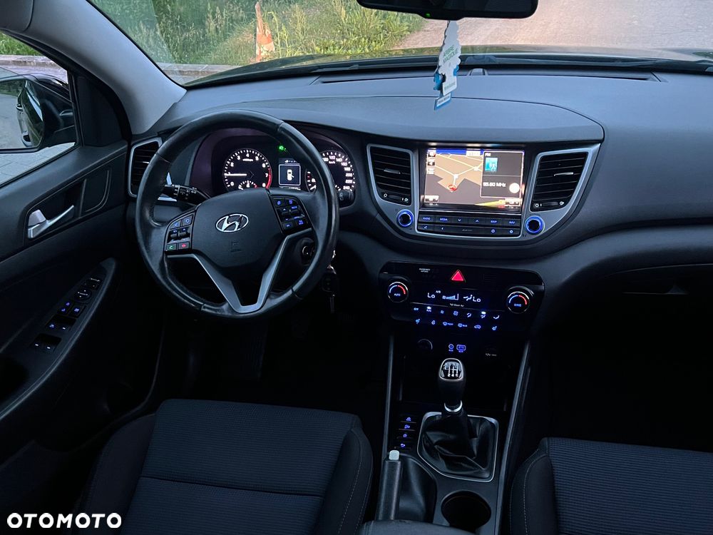 Hyundai Tucson 1.6 GDI BlueDrive Style 2WD - 12