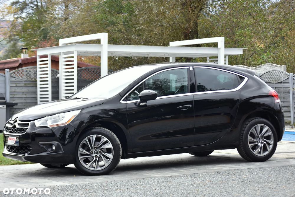 Citroën DS4 e-HDi 110 EGS6 SoChic - 2