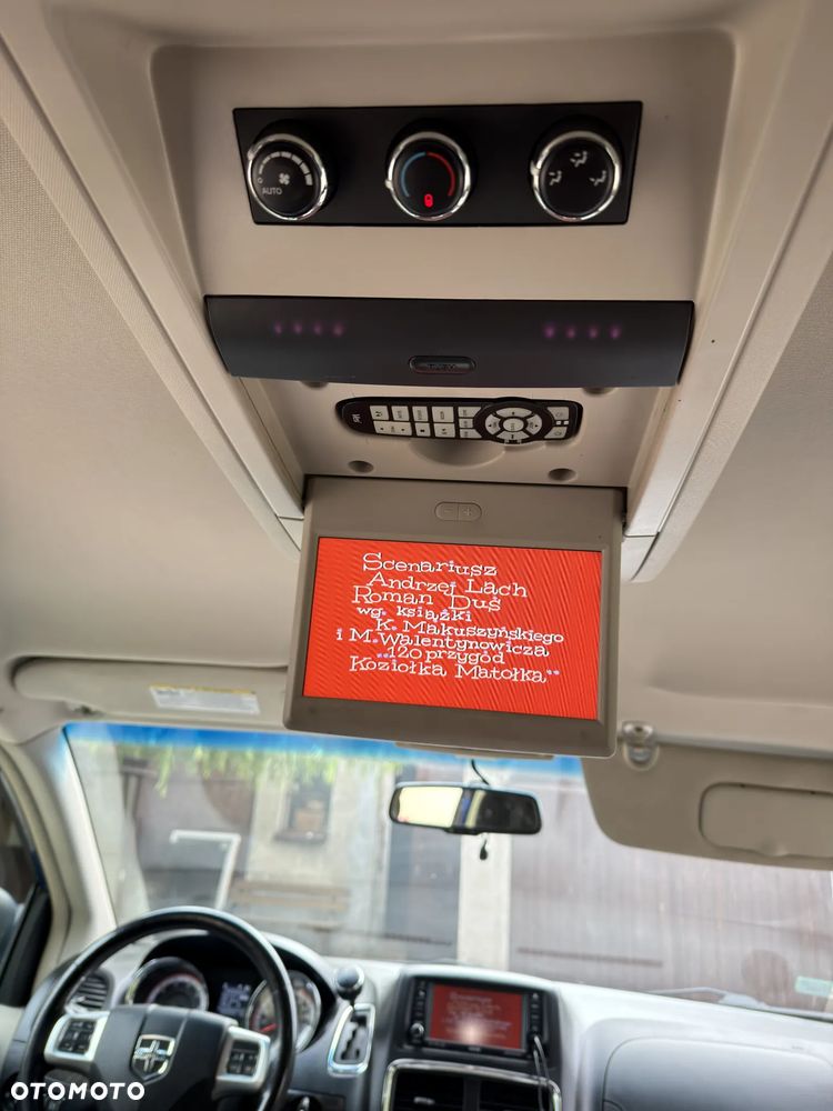 Dodge Grand Caravan - 14