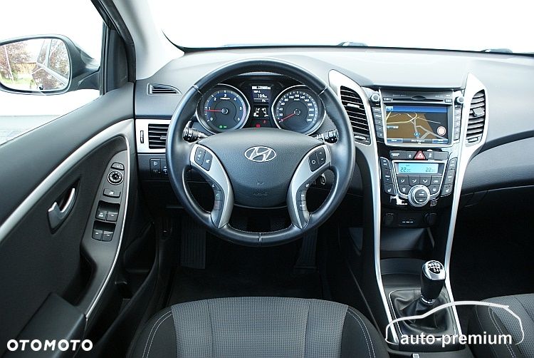 Hyundai i30 1.6 CRDi Fifa World Cup Edition - 7