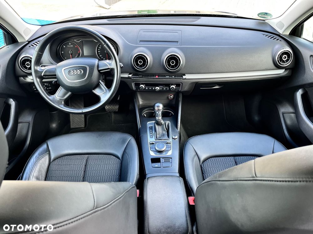 Audi A3 Sportback 1.6 TDI S tronic Attraction - 16