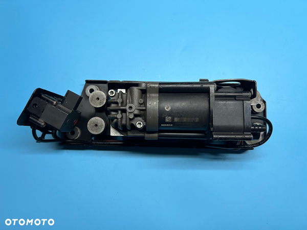 Kompresor Zawieszenia Sprężarka BMW F01 F02 F04 F07 F10 F11