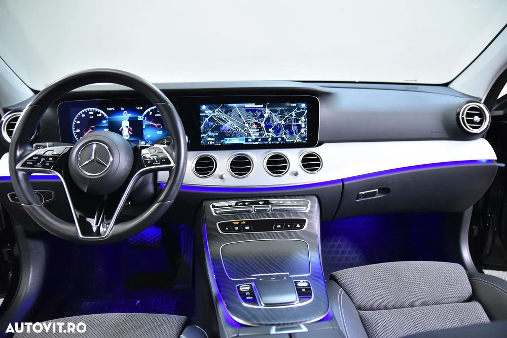 Mercedes-Benz E - 10