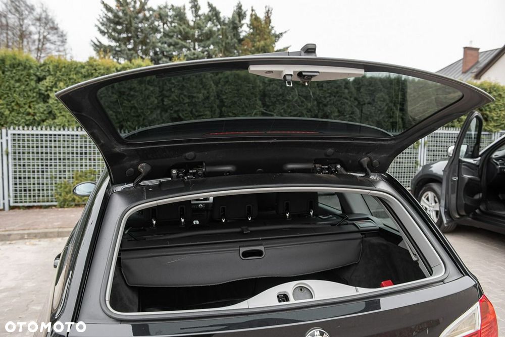 BMW Seria 3 - 25
