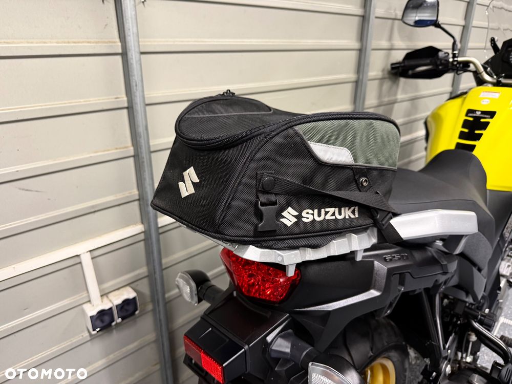 Suzuki V-STROM - 4