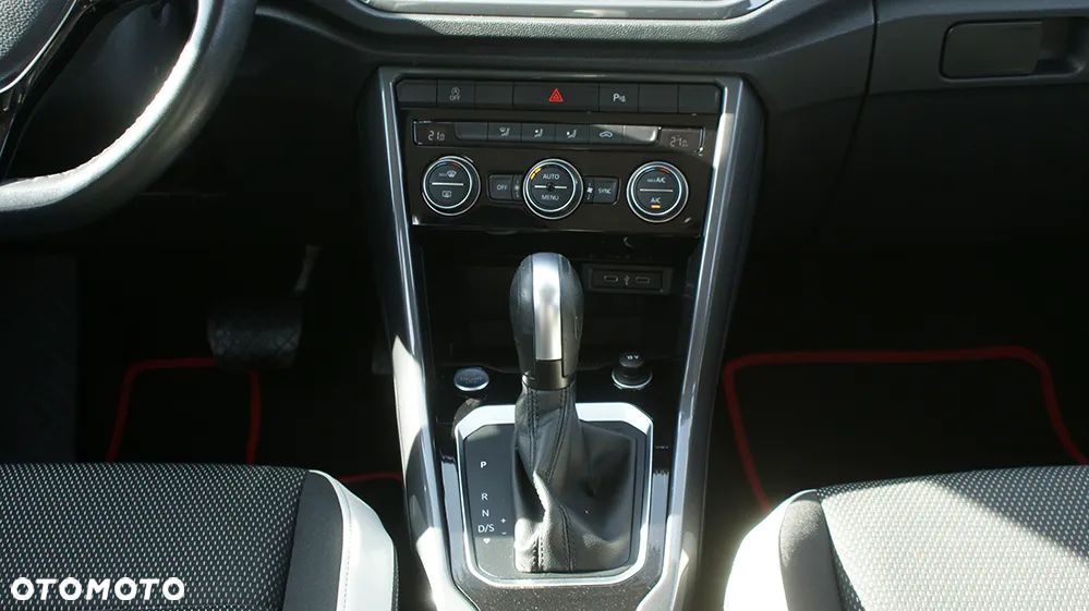 Volkswagen T-Roc 1.5 TSI ACT Advance DSG - 11