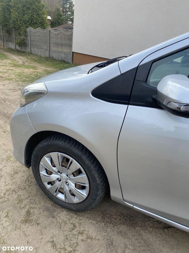 Toyota Yaris - 7
