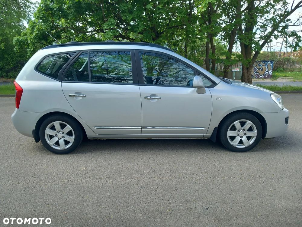 Kia Carens 2.0 CRDi EXpedition - 12