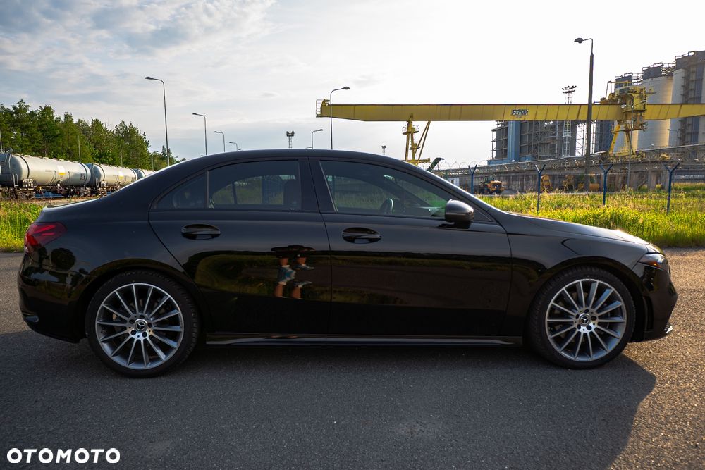 Mercedes-Benz Klasa A 220 7G-DCT AMG Line - 7