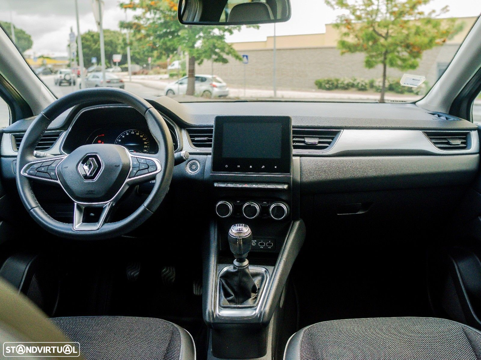 Renault Captur - 20