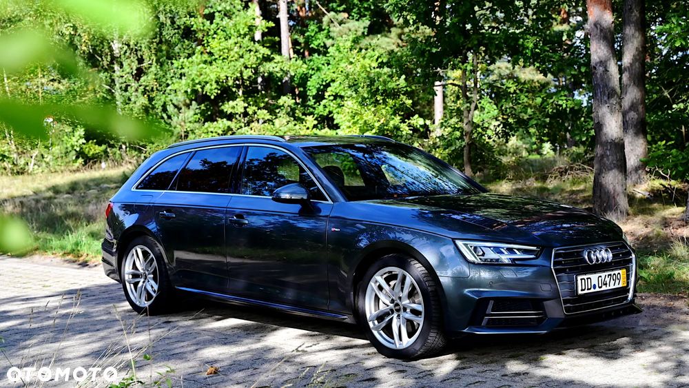Audi A4 - 1