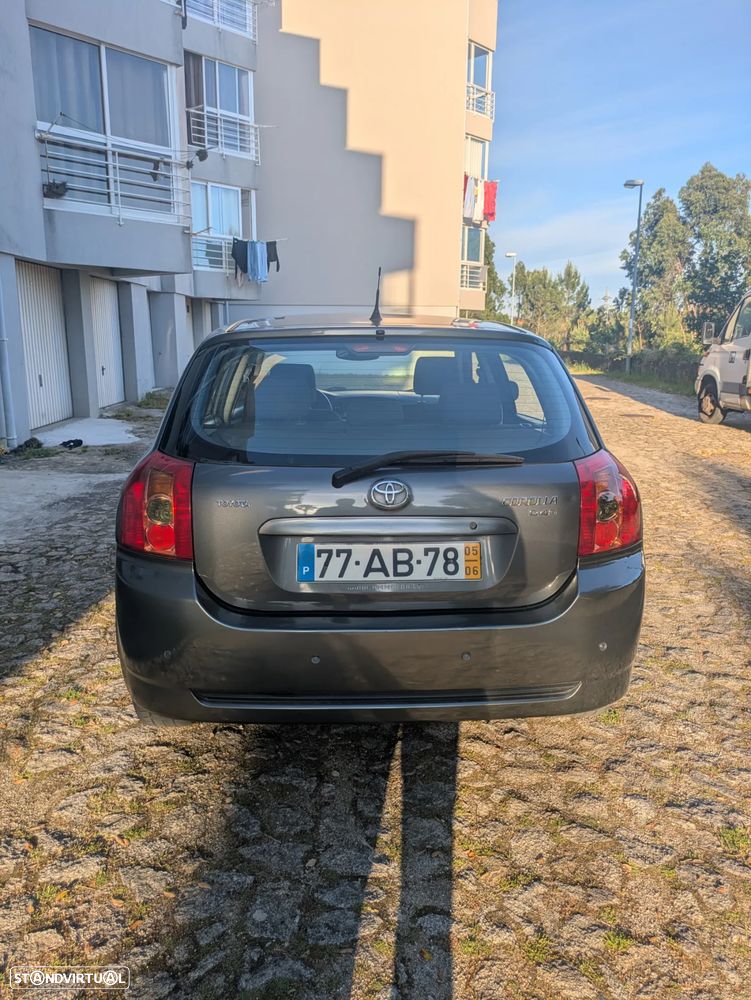 Toyota Corolla 1.4 D-4D - 2