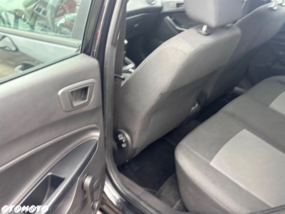 Ford Fiesta 1.25 Ambiente EU5 - 16