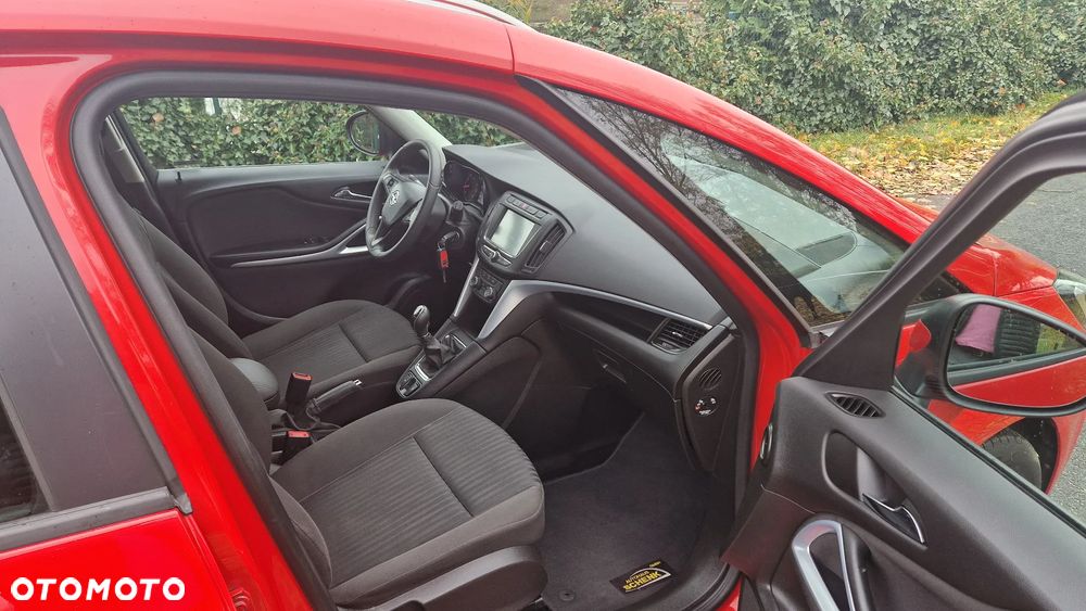 Opel Zafira 1.4 Turbo Edition - 26