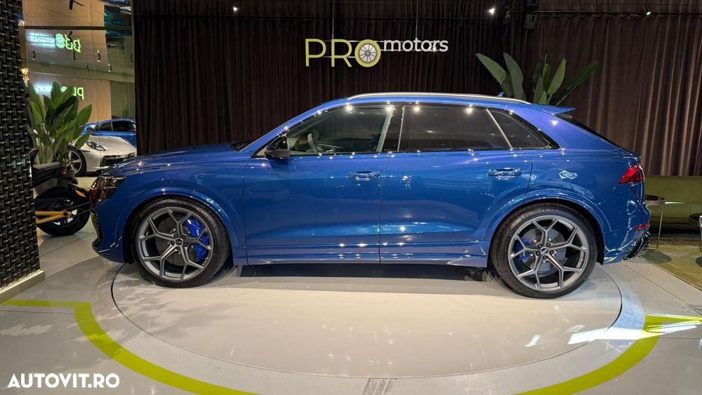 Audi RS Q8 - 11