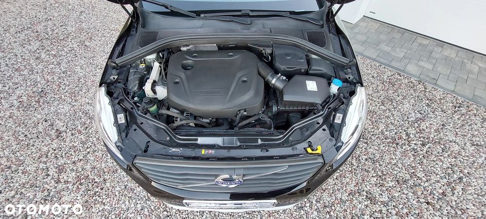 Volvo XC 60 D3 Drive-E Momentum - 33