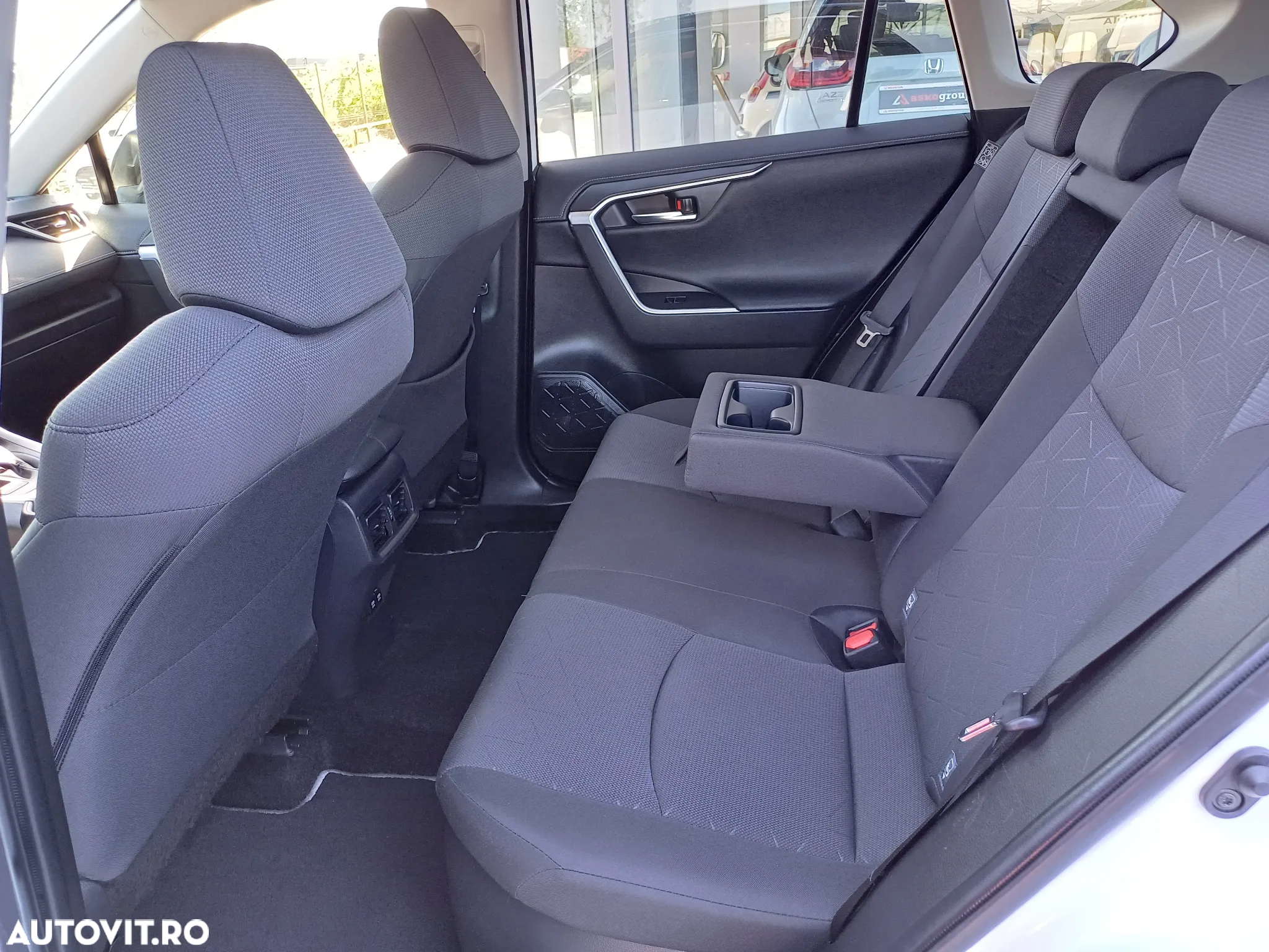 Toyota RAV4 2.5 Hybrid VVT-iE 4x2 Dynamic - 10