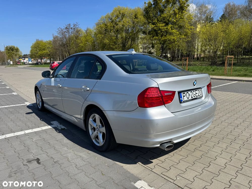 BMW Seria 3 320d DPF - 29