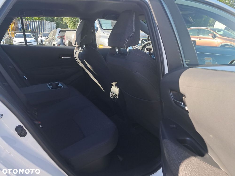 Toyota Corolla 1.8 Hybrid Comfort - 17