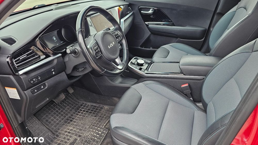Kia Niro 64kWh L - 8