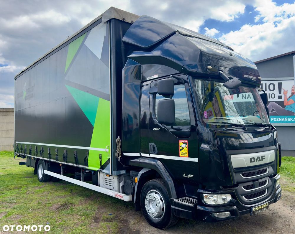 DAF LF 260 , WINDA ,18 EP, SALON PL ,Firanka obustronna + klamry, Bezwypadkowy  , Spanie z tyłu x2 , Dach otwierany , Drzwi - 3
