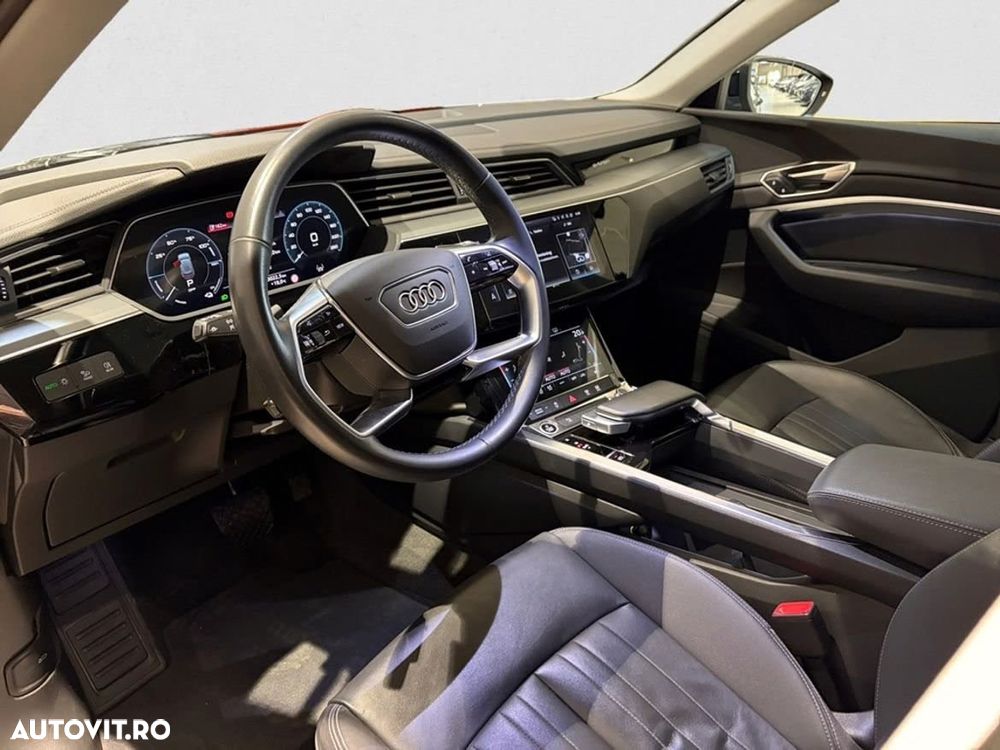 Audi Q8 e-tron 50 quattro Advanced - 7