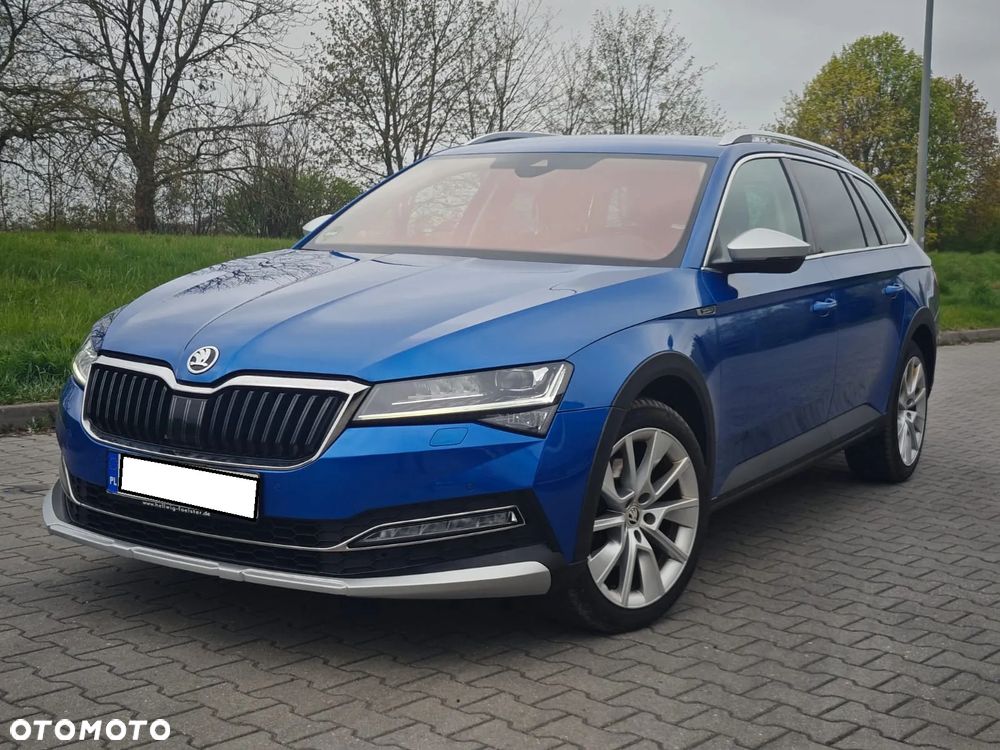 Skoda Superb 2.0 TDI 4x4 DSG Scout - 36