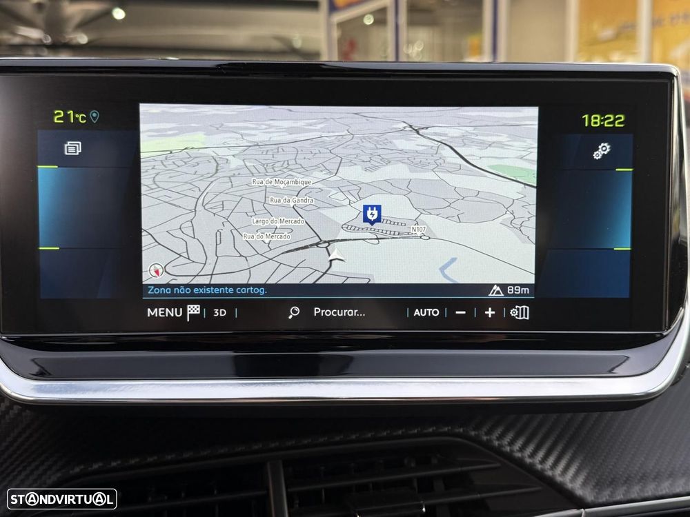 Peugeot e-208 GT - 29