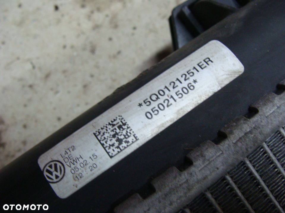 VW Audi Skoda chłodnica wody 5Q0121251GF 5Q0121251ER - 8