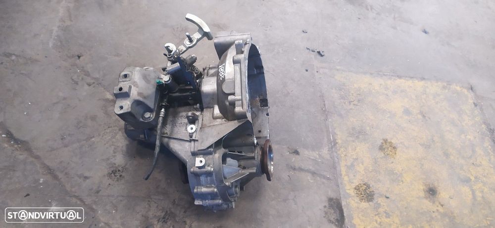 CAIXA VELOCIDADES AUDI A1 SPORTBACK 2019 - 1