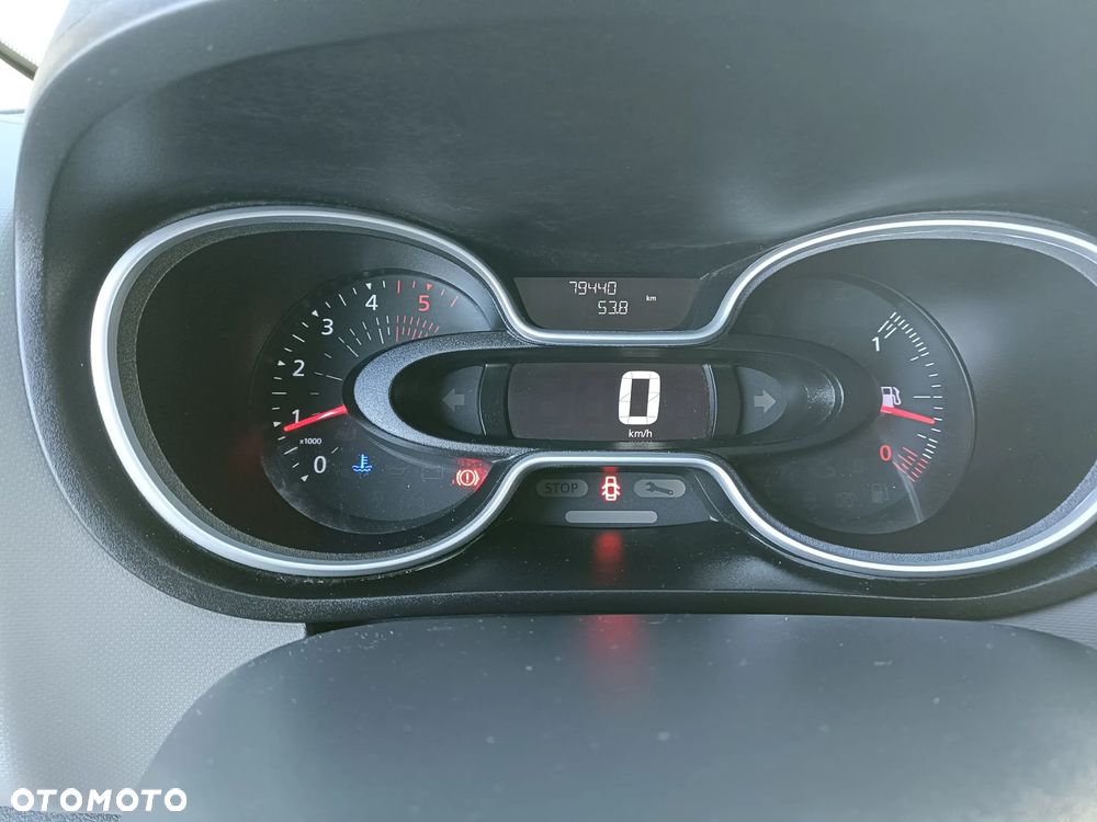 Renault TRAFIC LONG L2H2 - 11