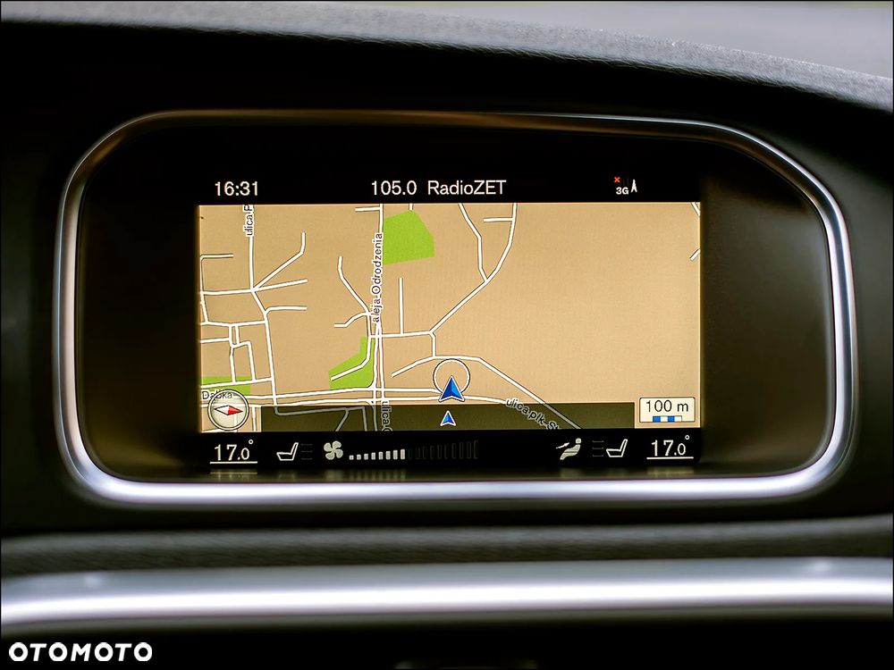 Volvo V40 - 21