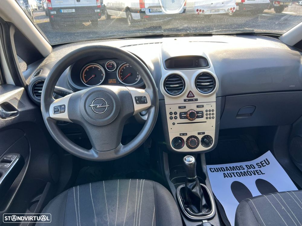 Opel Corsa 1.3 CDTi Enjoy - 9