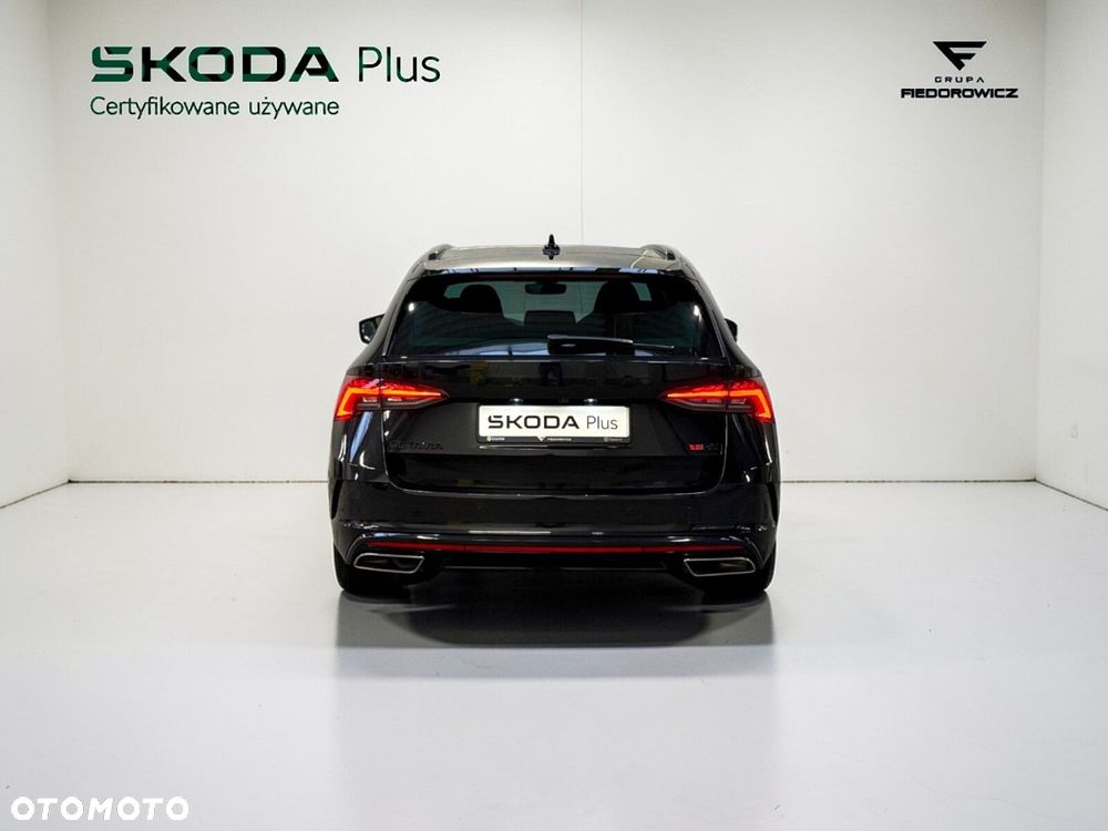 Skoda Octavia 2.0 TDI RS DSG - 8