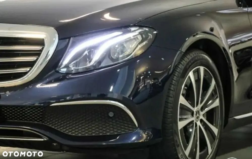 Mercedes-Benz Klasa E - 2