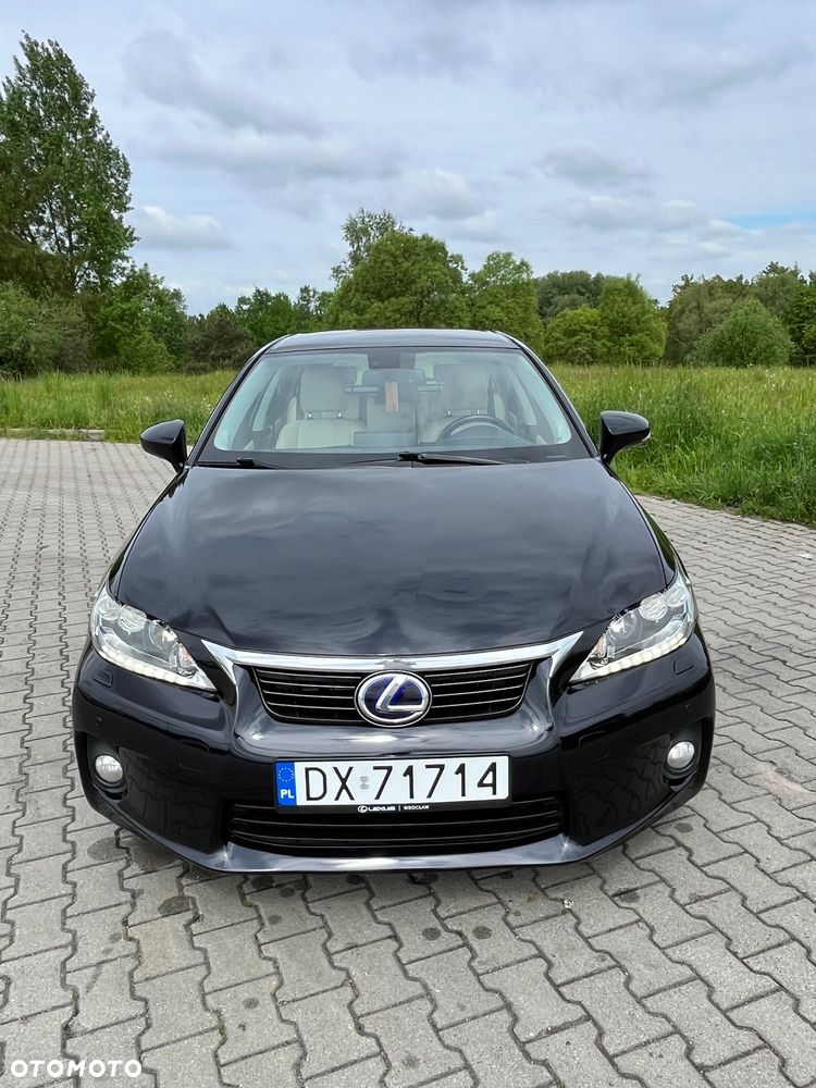 Lexus CT 200h Prestige - 2