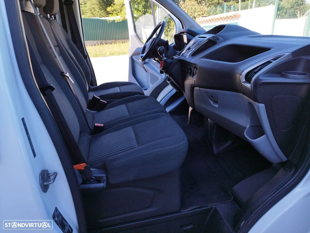 Ford Transit Custom  2.2 Tdci 125 Cv L2H1 Cabine  Dupla 6 Lugares - 22