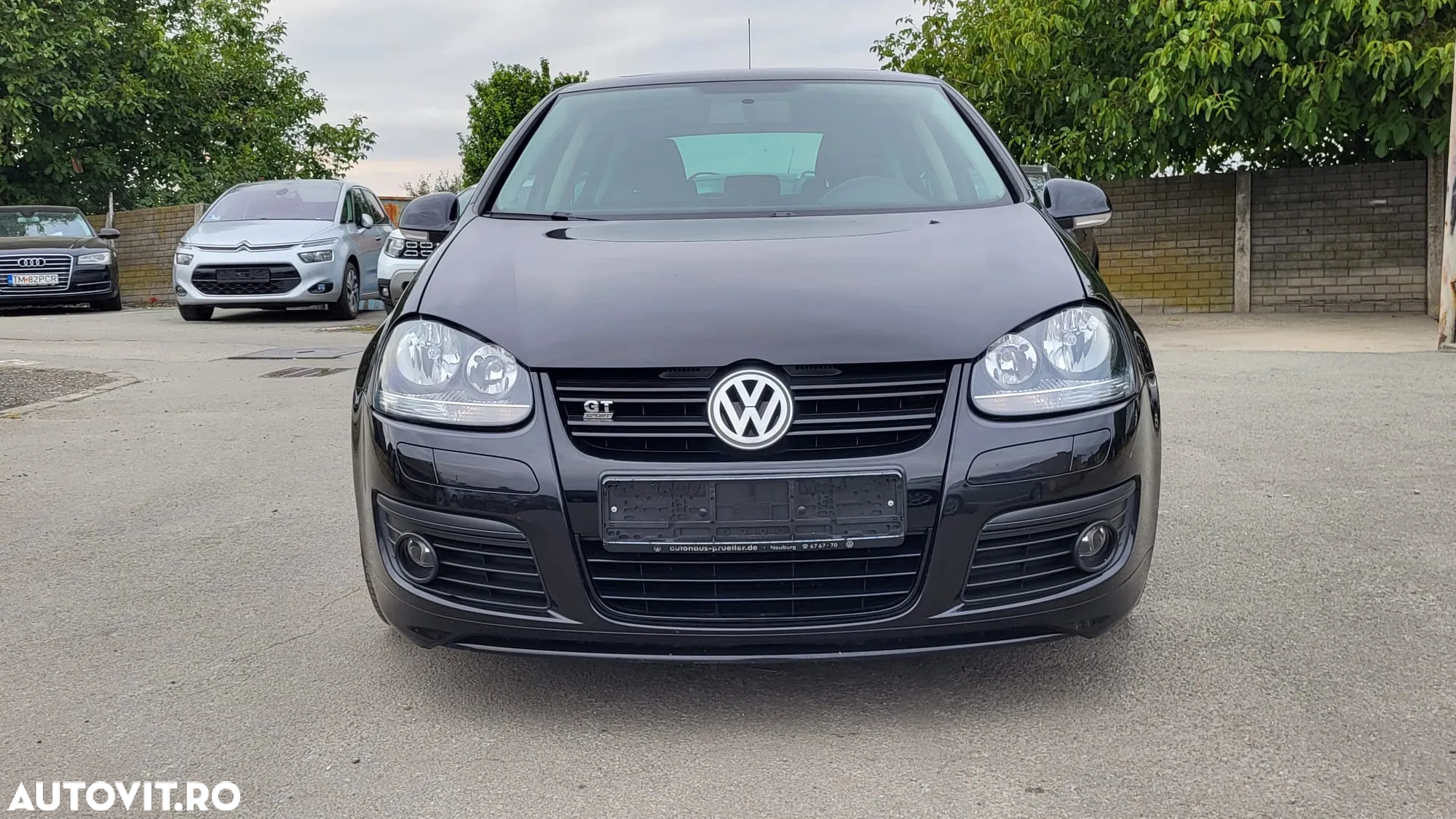 Volkswagen Golf - 12
