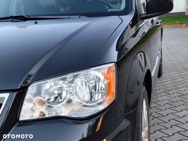 Chrysler Town & Country 3.6 Touring - 7