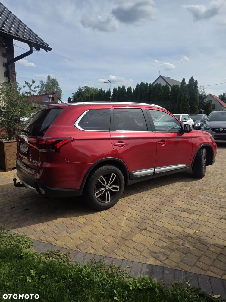Mitsubishi Outlander 2.2 DI-D 4WD Automatik Instyle - 7