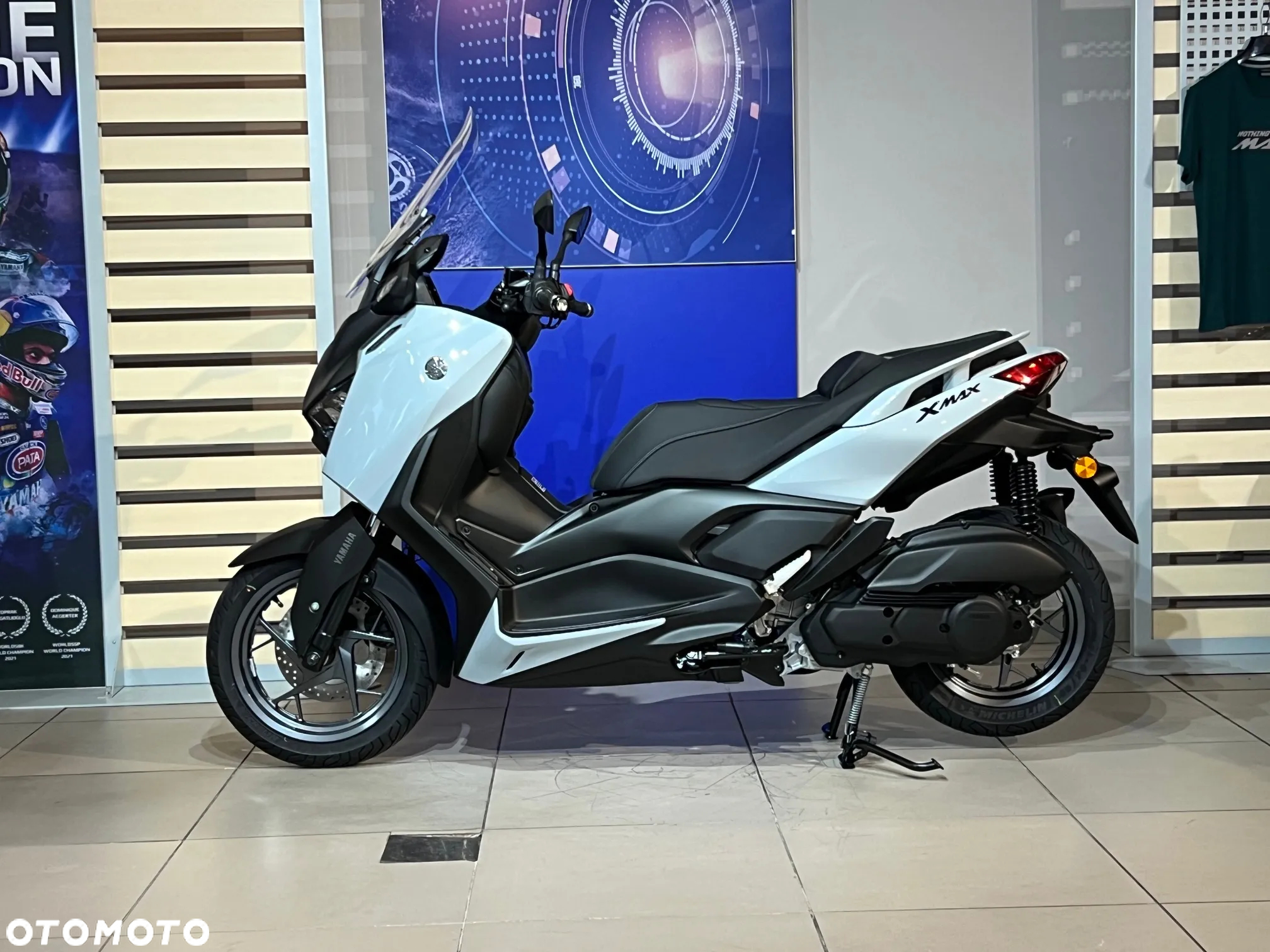 Yamaha X-max - 4