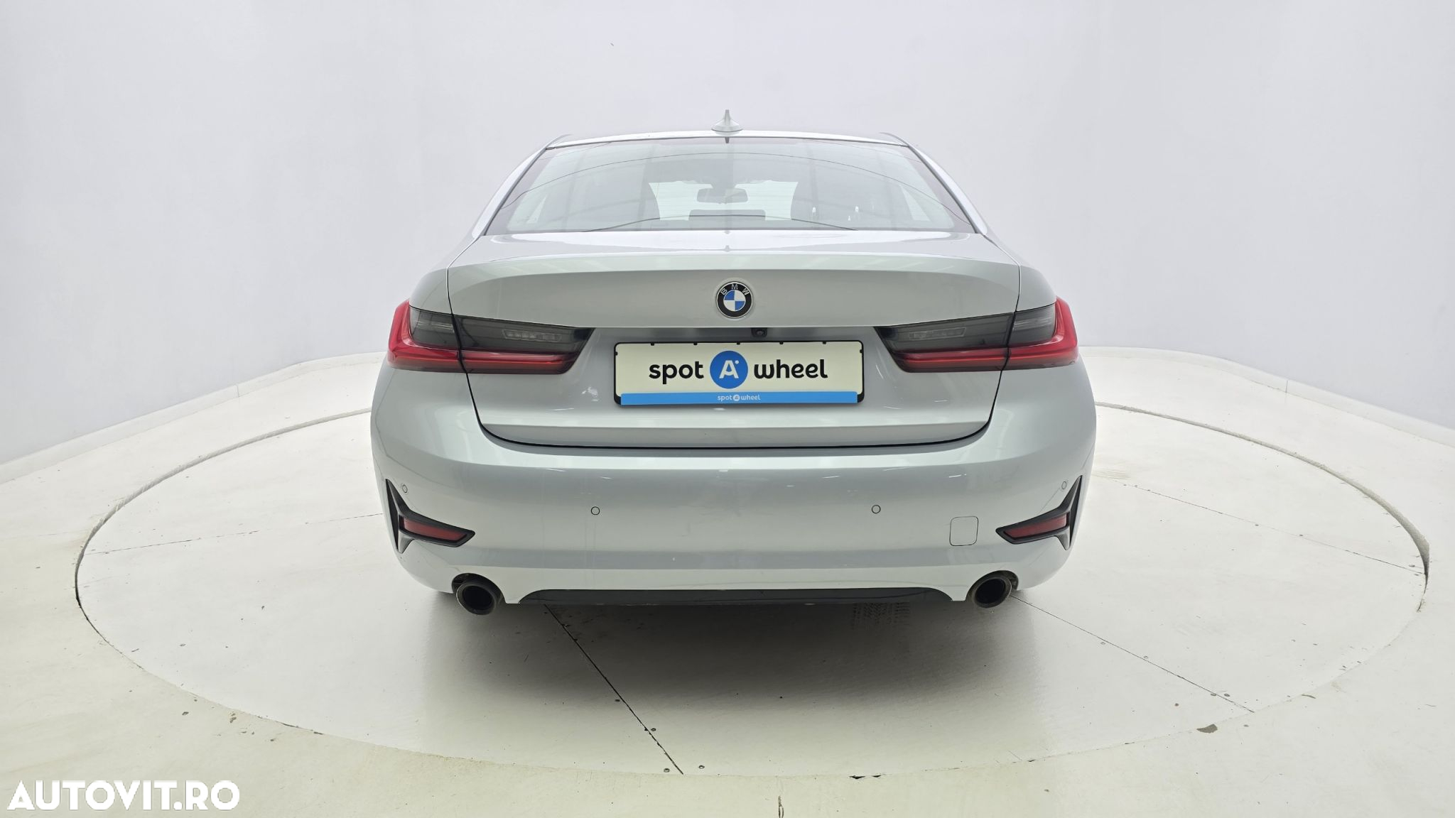 BMW Seria 3 330d xDrive AT - 7