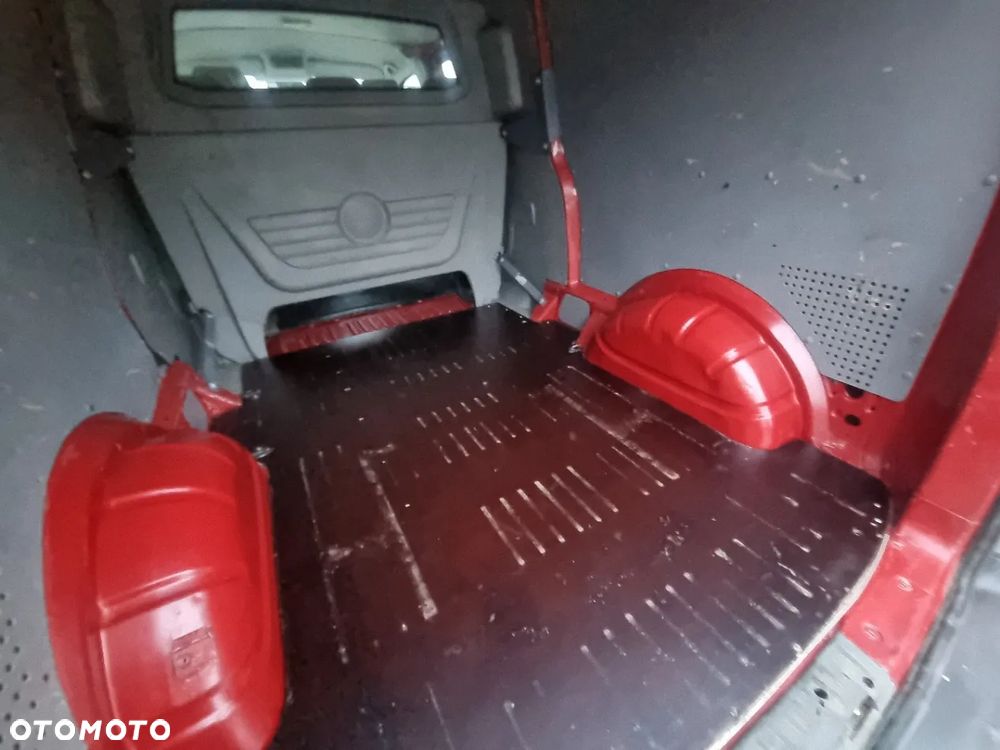 Volkswagen Transporter T5 TDI L1H2 - 18